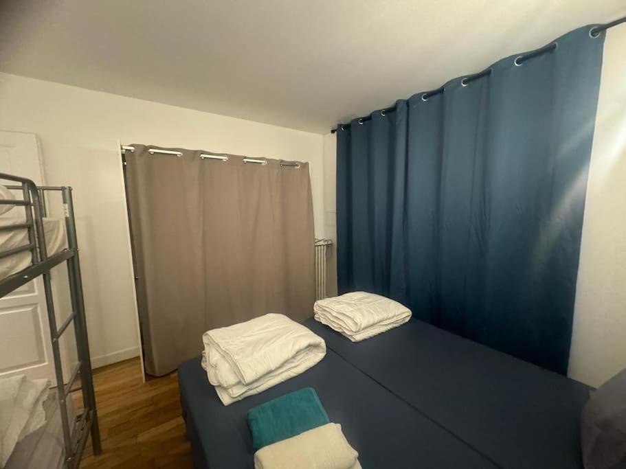 Appartement Luxueux La Defense - Porte Maillot - Parc De Bagatelle - Jardin D'acclimatation - 6 Pers Bois-Colombes